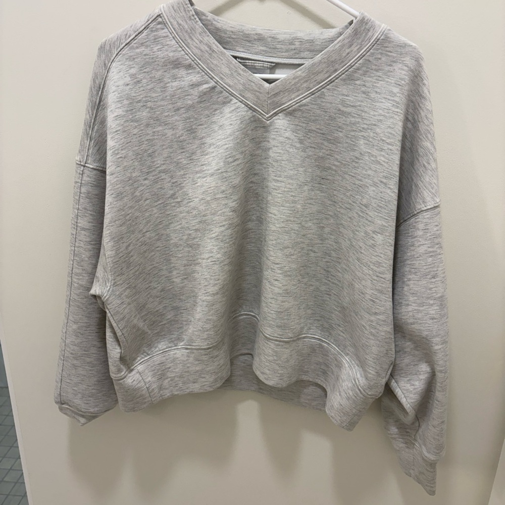 Casual V-Neck Pullover Sweater - Light Heather Gray